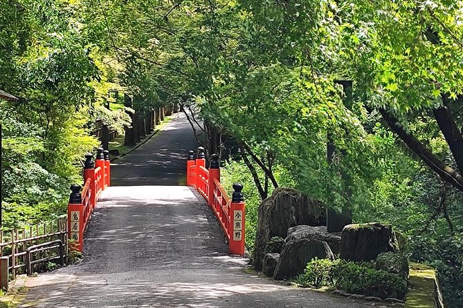 Kyoto Off The Beaten Path: Hidden Zen Garden & Magical Shrine - Stop 2: Sanjusangendo for 1,001 Kannon statues and garden calm