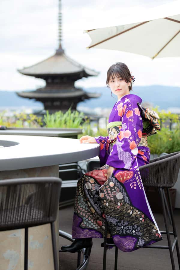 Kyoto: Premium Kimono Rental for 1 day to stroll around - Storage, luggage limits, and the reality of walking with a bag