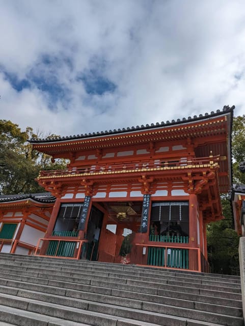 Kyoto: Private 2.5 Hour Historical Walking Tour - Entoku-in Zen temple: calm, dry gardens, and art on sliding doors