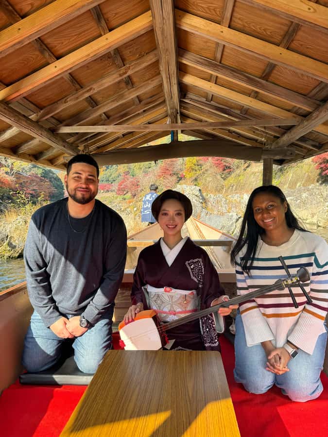 Kyoto: Private Boat Cruise with Shamisen and Games - Photo-Friendly River Moments in Seasonal Kyoto