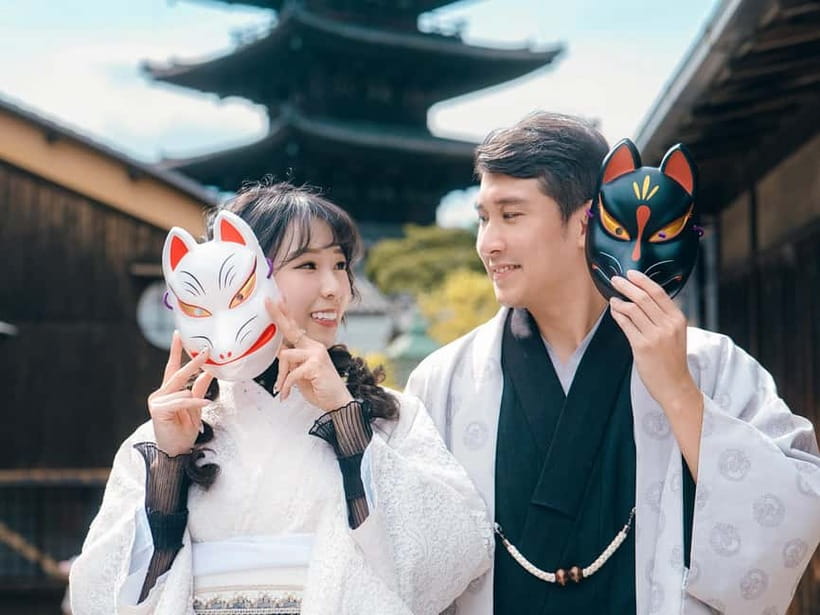 Kyoto: Private Photoshoot Service - Posing Guidance That Doesn’t Feel Forced