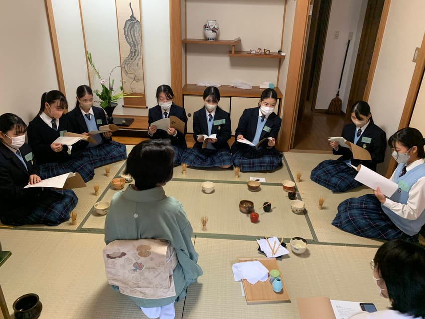 Kyoto: Private Tea Ceremony at local home with tea master - Before the first sip, you learn the rules of the space