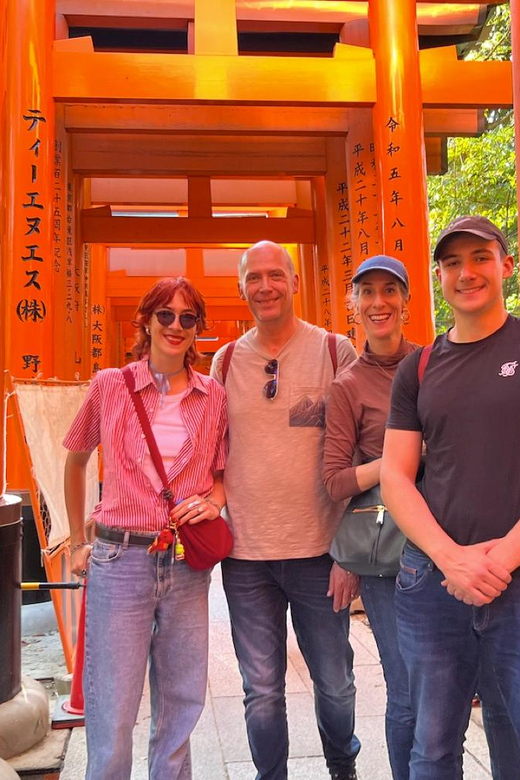 Kyoto: Private tour with Kyoto's licensed guide. Spanish - Kinkaku-ji Golden Pavilion: Gold Leaf With Context
