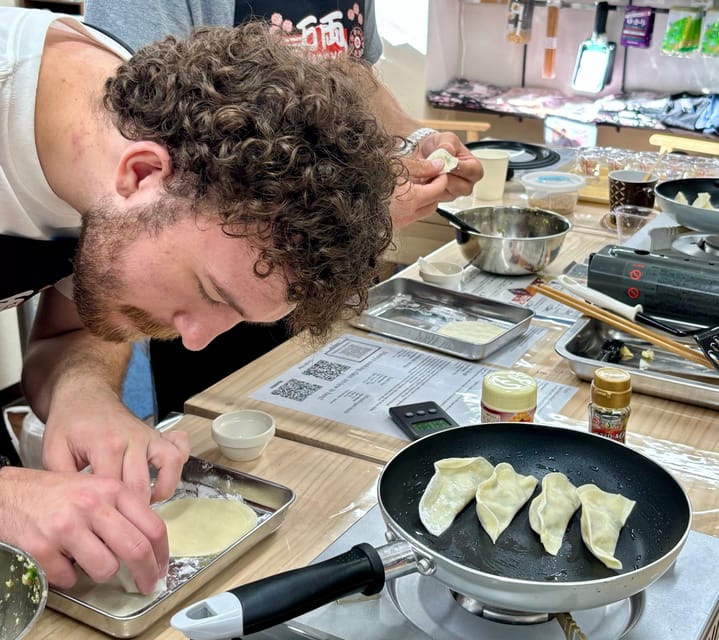 Kyoto: Ramen, Gyoza, and Onigiri Cooking Class - Key highlights you’ll care about
