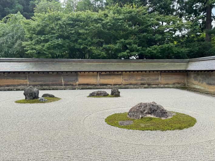 Kyoto: Ryōan-ji, Greatest Zen Garden Guided Tour in 90 Min. - Ryōan-ji Zen Garden in 90 minutes: why guided beats wandering