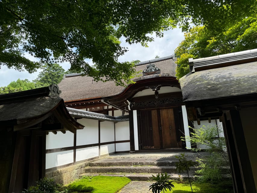 Kyoto: Ryōan-ji, Greatest Zen Garden Guided Tour in 90 Min. - What the guide actually adds (and what to ask for)