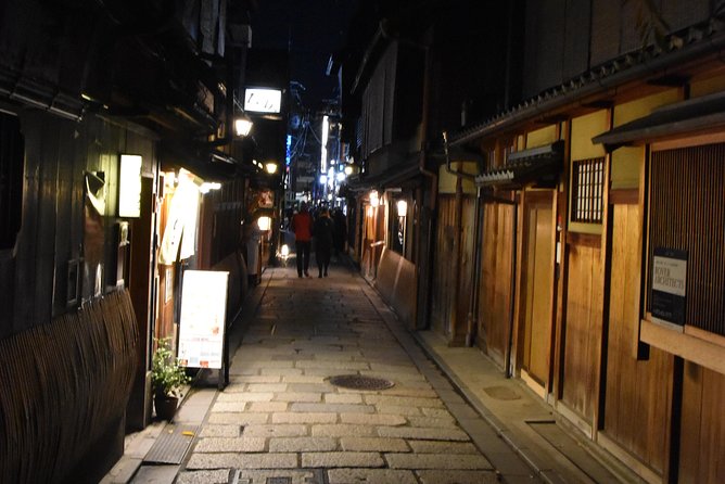 Kyoto’s Exclusive Private Gourmet Night with Local - Timing and what to do before you meet