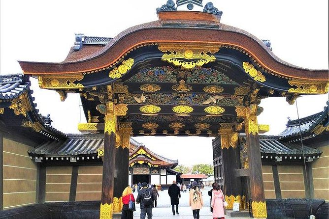 Kyoto Samurai and Geisha Town Private Walking Tour - Nijo Castle: where Shogun visits were staged in Kyoto