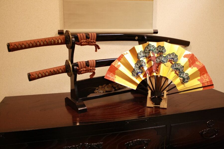 Kyoto: Samurai Kenbu Traditional Sword Dancing Show - Fan Work and Samurai Poetry: Small Details With Big Meaning