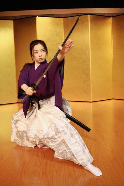 Kyoto: Samurai Kenbu Traditional Sword Dancing Show - Price and Value: Why $32 for 1 Hour Can Be Fair