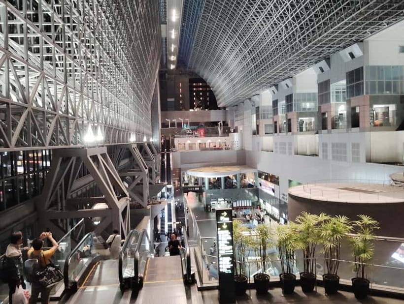 Kyoto: Station and Tower Night Tour with Light Show - Who this tour suits best