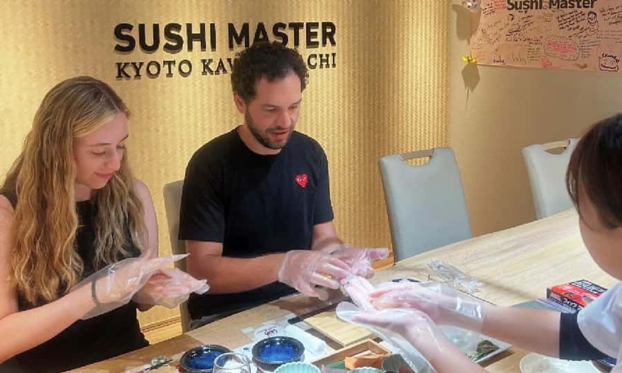 Kyoto: Sushi Making Experience in Kawaramachi - What You Take Home: Gift Souvenir and a New Sushi Reference