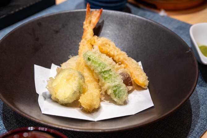 Kyoto Sushi Making Experience with a Professional Sushi Chef - Making 9 Nigiri and Roll Sushi, With Tempura Cooked for You