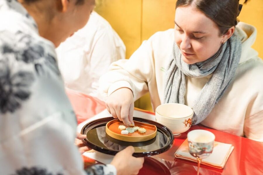 Kyoto: Table-Style Tea Ceremony at a Kyo-Machiya - Flower arranging experience and why it fits tea culture