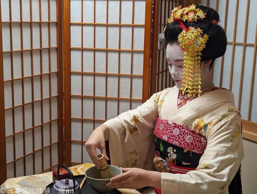 Kyoto: Tea Ceremony with Maiko - Finding the Gojo Station meeting point without stress