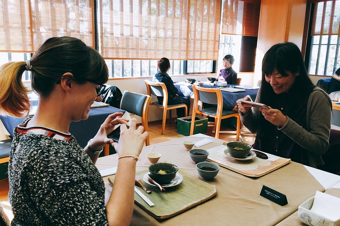Kyoto tea town for matcha lovers - Meeting at Uji Station and keeping a comfortable pace