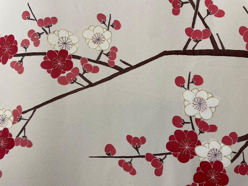 Kyoto: Traditional Yuzen Dyeing Experience - Inside Kyoto Nishijin: why the machiya matters