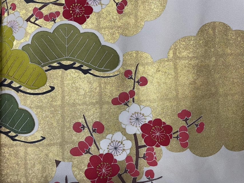 Kyoto: Traditional Yuzen Dyeing Experience - What Yuzen dyeing feels like: color, control, and patience