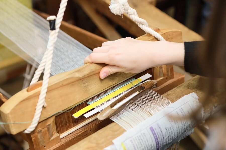 Kyoto: Try Nishijin Weaving in the Oldest Geisha District - Entering Kamishichiken the right way, shrine first