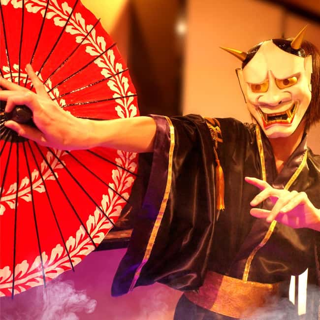 Kyoto: Wazuma Magic Show & Tea Ceremony - The one-hour flow: 30 minutes of magic, then Uji matcha