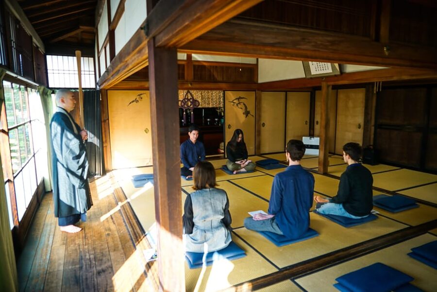 Kyoto: Zen Meditation and Garden Tour at a Temple with Lunch - Should you book this Kyoto Zen meditation and garden tour?