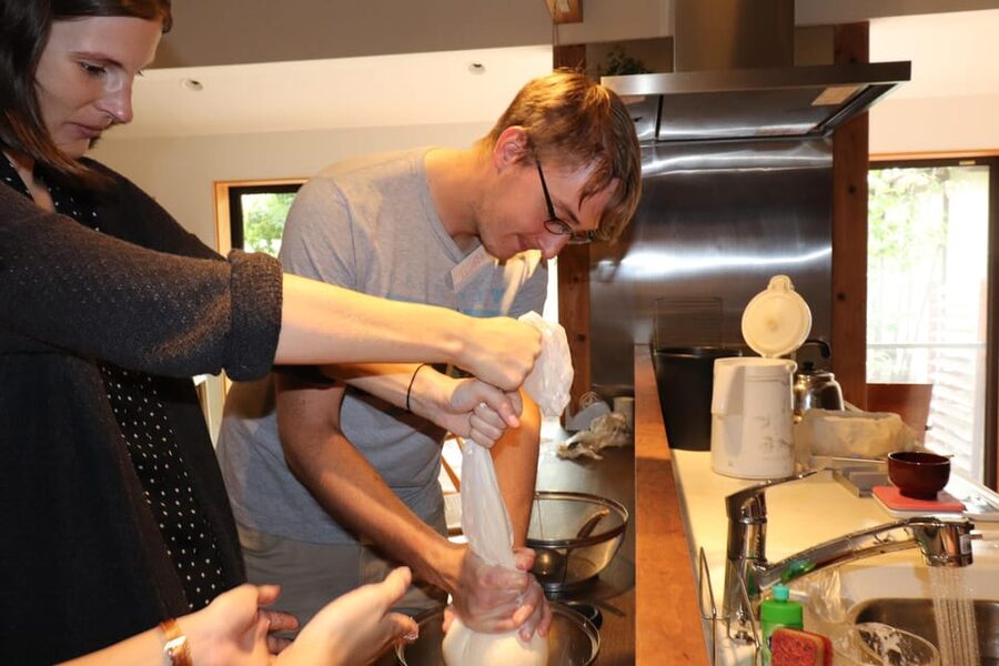 Making Fresh To-fu from soybeans in Kyoto - Your Four Tofu Dishes: Eating What You Made