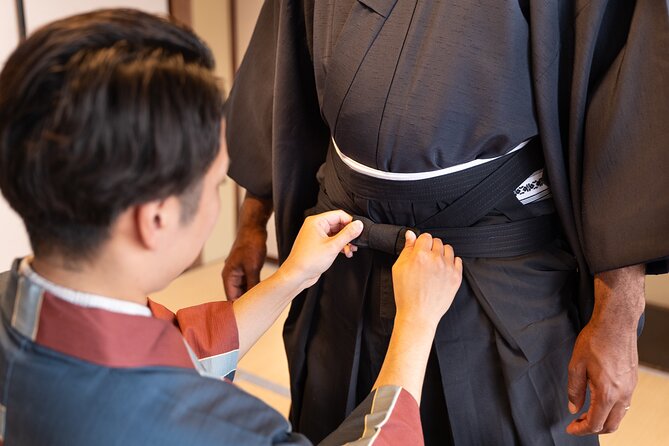Men's Kimono Lesson and Shopping in Kyoto - What about a female partner or friend?