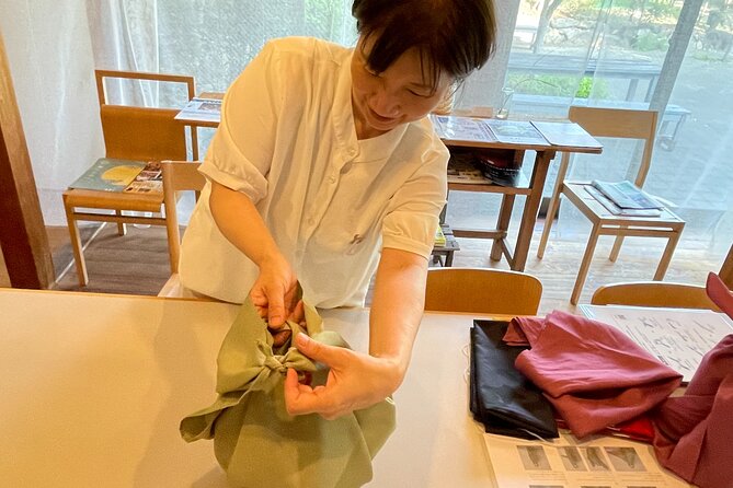Nara Highlight Walking Tour with Furoshiki Experience with Lunch - Tamukeyama Hachimangu, a smaller shrine with a protective story