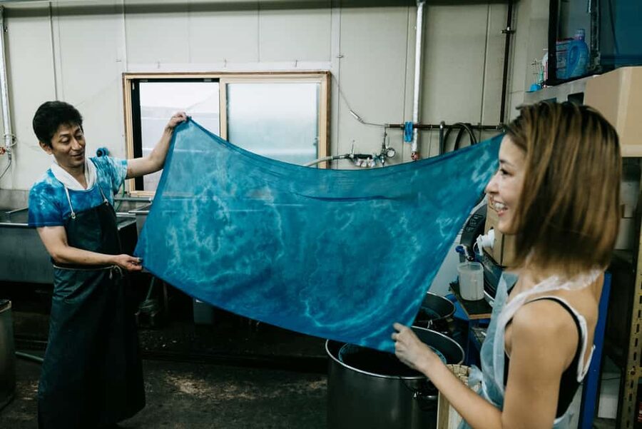 Natural Indigo Dyeing with Local Masters (Private Atelier) - The Actual Dyeing Process: Folding, Binding, Dipping, and Oxidation
