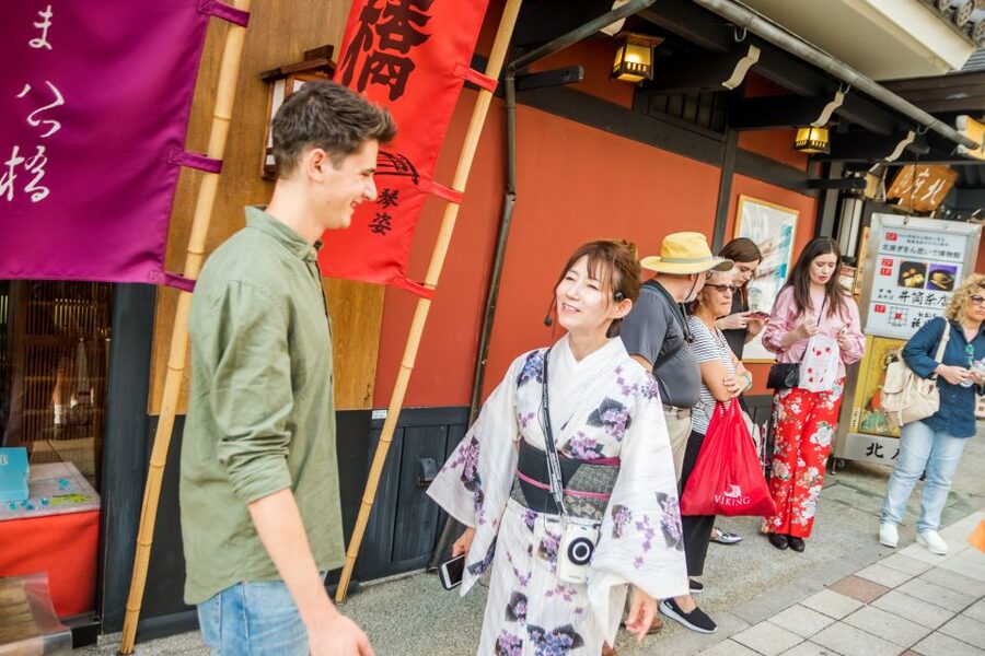 Night Walk in Gion: Kyoto's Geisha District - The route: classic Gion lanes, geisha districts, and Memoirs of a Geisha scenery