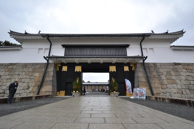 Nijo Castle and Imperial Palace Visit with Guide - Stop 1, Nijo Castle: Edo-Era Power You Can See and Hear