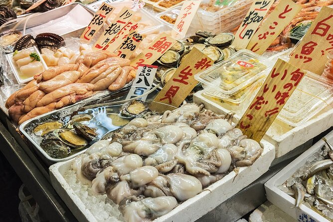 Nishiki Market Kyoto Foodie Tour with Expert Guide - Setting the pace in Nishiki: shrine to market