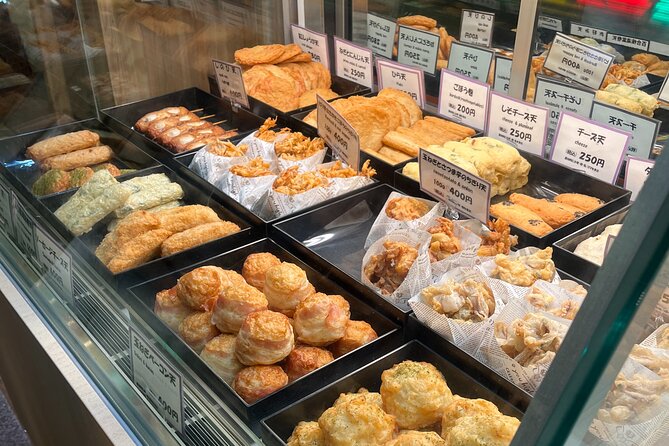 Nishiki Market Walking Food Tour With Gyoza Workshop - The Nishiki Gyoza taste test that makes shopping easier