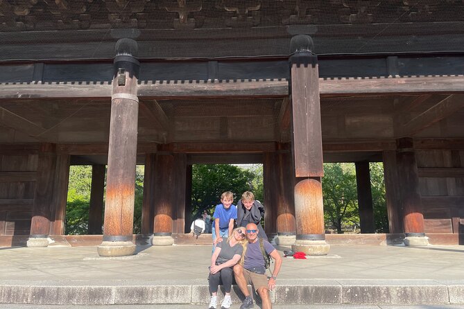 No. 1 E-Bike Tour for Up to 5 Guests in Kyoto with a Local! - Nishi Honganji: a strong start for temple architecture and meaning