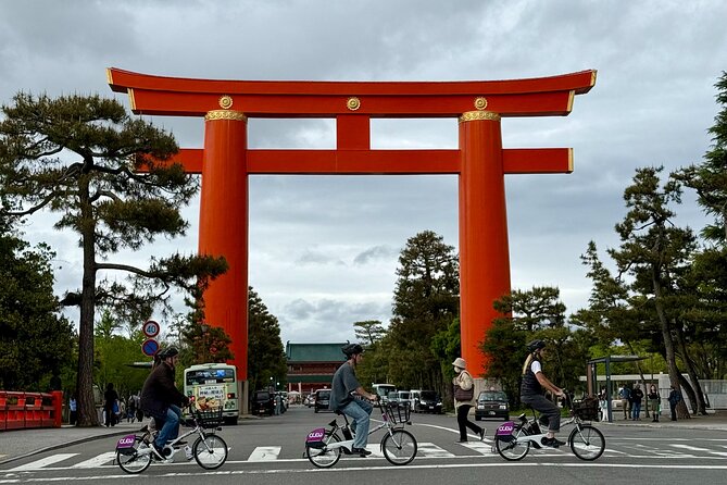 No. 1 E-Bike Tour for Up to 5 Guests in Kyoto with a Local! - Gion and Shirakawa: tea-house atmosphere by the river