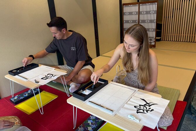 【OKADA】Kyoto Japanese calligraphy experience (shodo) - English instruction that makes kanji less intimidating