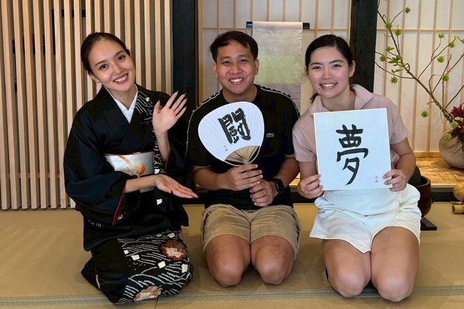 【OKADA】Kyoto Japanese calligraphy experience (shodo) - The 1-hour flow: from posture to your take-home shikishi