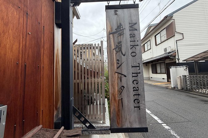 One Hour Geisha Show in Gion Kyoto - Photo Time at the End: How to Make It Count
