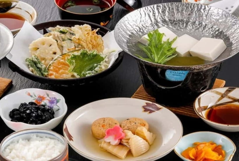 Osaka/Kyoto: Amanohashidate & Miyama Tour with Boat & Lunch - How the Osaka or Kyoto meet-up changes your day