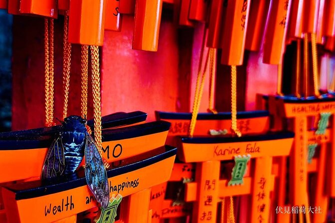 Osaka/Kyoto: Arashiyama, Fushimi Inari & Nara Park Day Trip - Arashiyama Nakanoshima area and Kimono Forest: seasonal color and a modern art twist