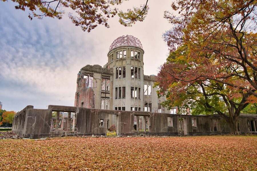 Osaka/Kyoto: Hiroshima Miyajima Bus Tour & Shinkansen Ticket - Your One Hour on Miyajima, How to Use Free Time Well