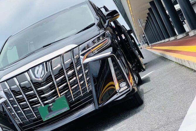 Private arrival transfer from Osaka Itami International airport to Kyoto City - Finding Your Driver at ITM, With a Real Plan