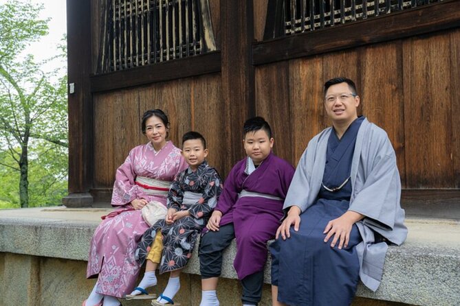 Private Customized Tour with Local Guide In Kyoto - Gion Walking Time: Machiya Streets and Yasaka Shrine Area