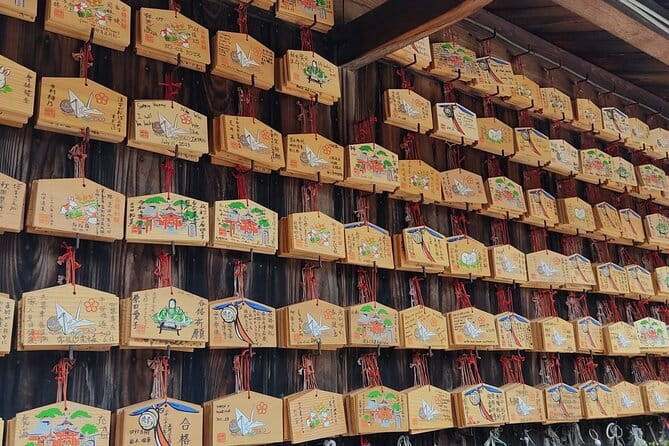 Private Customized Walking Tour in Kyoto - Getting around with the Kyoto bus/metro 1-day pass (and what it does not cover)