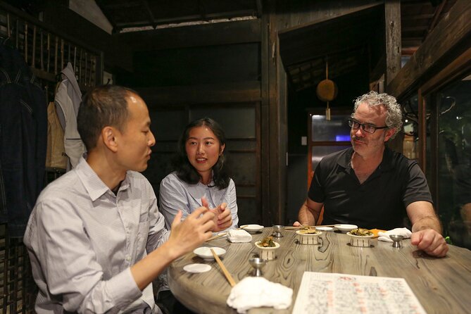 Private Food & Sake Tour in Central Kyoto with Sake Sommelier - Stop 1: the machiya izakaya experience, where Kyoto eats and drinks at once