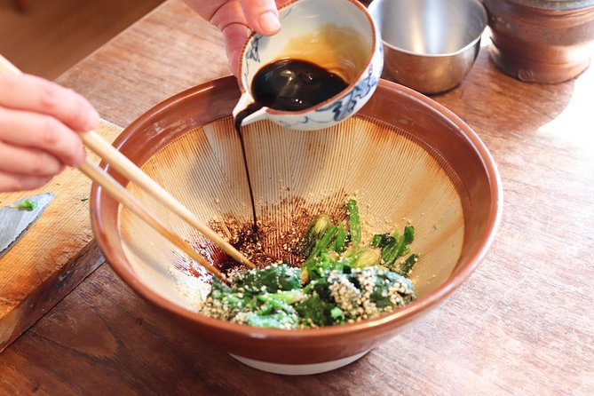 Private Kyoto Cooking Class with Aki in a Beautiful Wooden House - Who should book this private Kyoto cooking class with Aki?