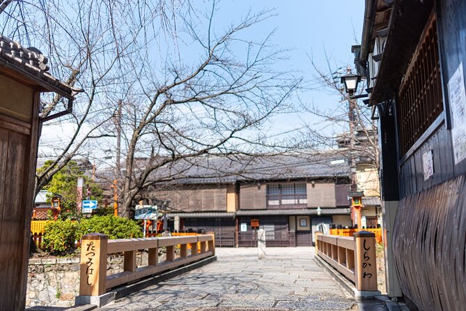 Private Kyoto Geisha Districts Walking Tour - The reality check on seeing geisha (and how to still get your money’s worth)