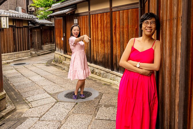 Private Photoshoot Experience in Kyoto ( Gion ) - Photos You’ll Actually Get: Edited, Hi-Res, and Download Timing
