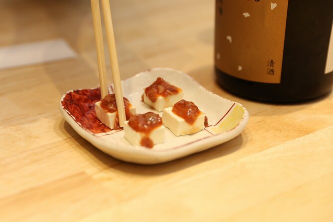 Private Sake Tasting in Central Kyoto with Sake Sommelier - Standing-bar reality check, comfort, and timing for your evening