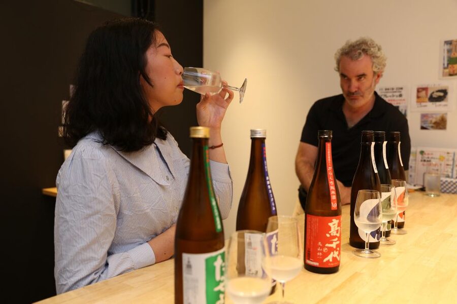Private Sake Tasting in Central Kyoto with Sake Sommelier - Who this private tasting is best for